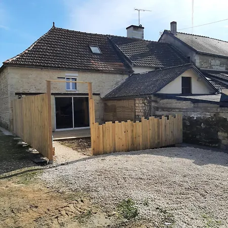 Hébergement de vacances De Campagne 4 Ou 5 Personnes Thuré