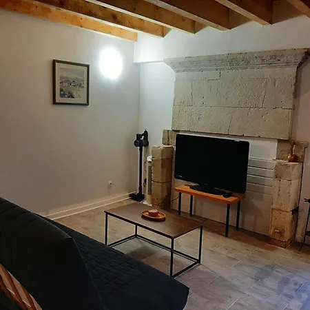 Hébergement de vacances De Campagne 4 Ou 5 Personnes *